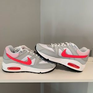 Nike Air Max Command Size 8 Women￼ 397690 169 Women